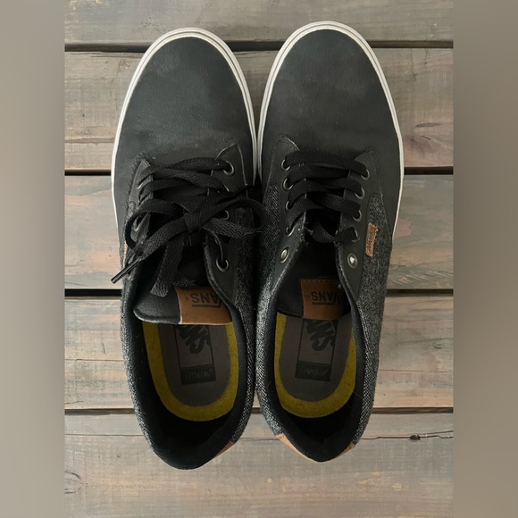 Vans - Picture 3 of 4